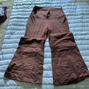 Wild Fable Flare yoga pants